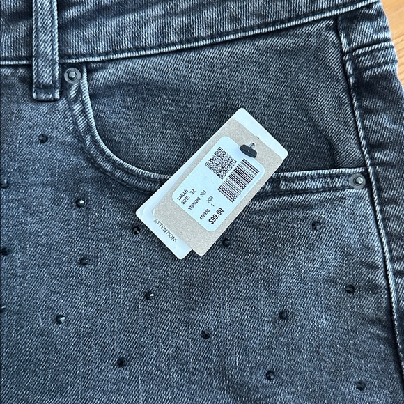 NWT RW&Co Grey Wide Leg Jeans with jewels - Picture 4 of 5